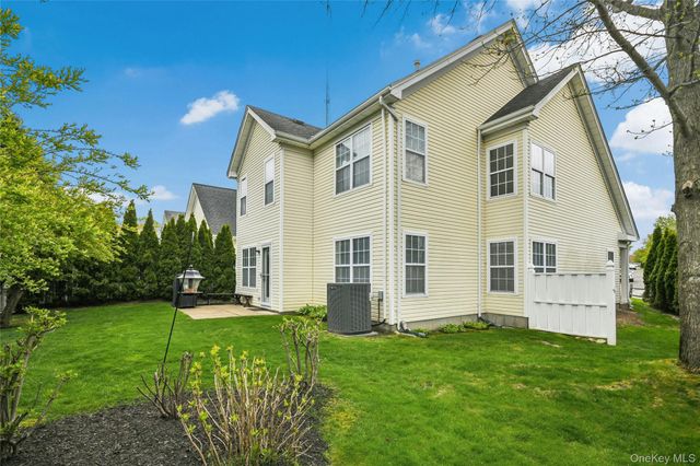 1 Ariel Drive, Middle Island, NY 11953
