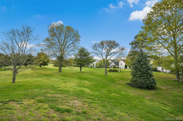 1 Ariel Drive, Middle Island, NY 11953