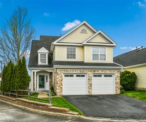 1 Ariel Drive, Middle Island, NY 11953