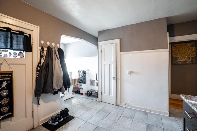 1429 S 79th STREET, West Allis, WI 53214