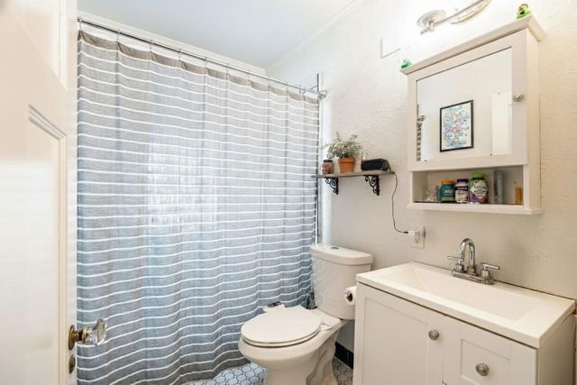 1429 S 79th STREET, West Allis, WI 53214