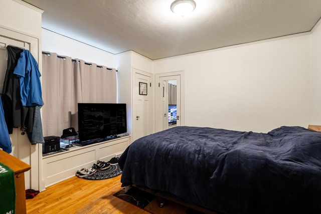 1429 S 79th STREET, West Allis, WI 53214