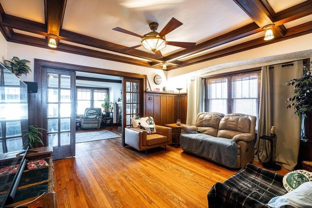 1429 S 79th STREET, West Allis, WI 53214