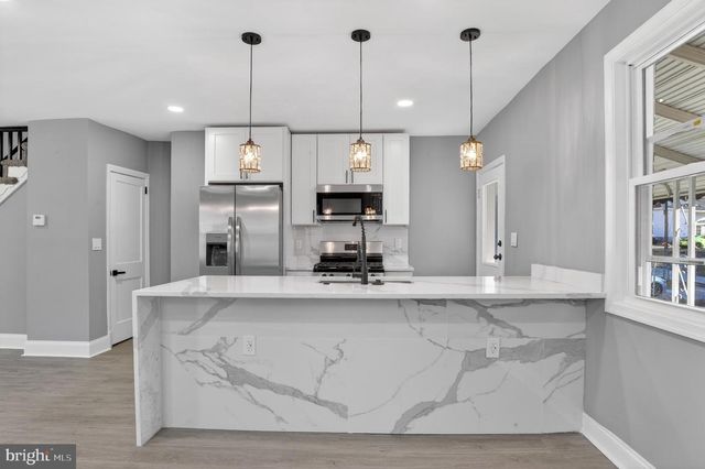 1 N CULVER ST, Baltimore, MD 21229