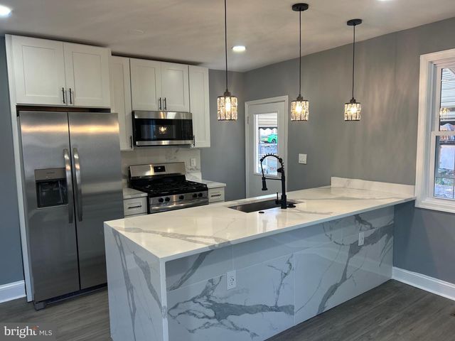 1 N CULVER ST, Baltimore, MD 21229