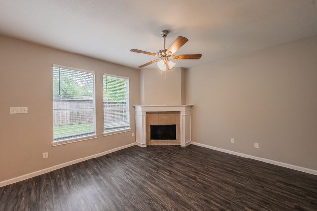 2301 Springmere Drive, Arlington, TX 76012