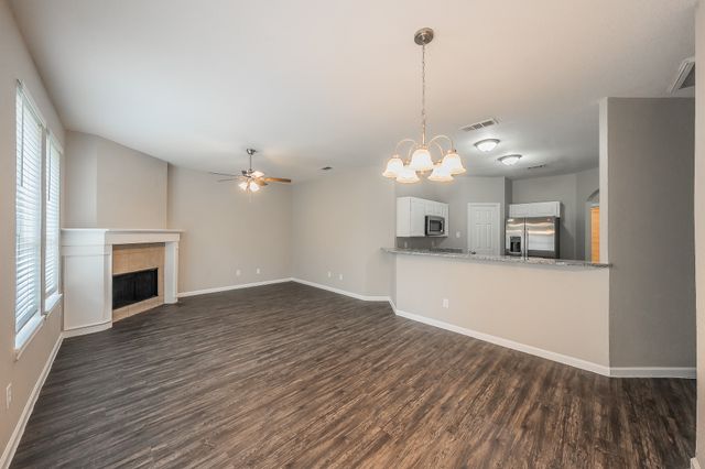 2301 Springmere Drive, Arlington, TX 76012