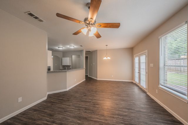 2301 Springmere Drive, Arlington, TX 76012