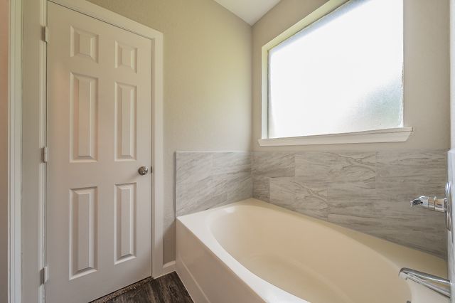 2301 Springmere Drive, Arlington, TX 76012