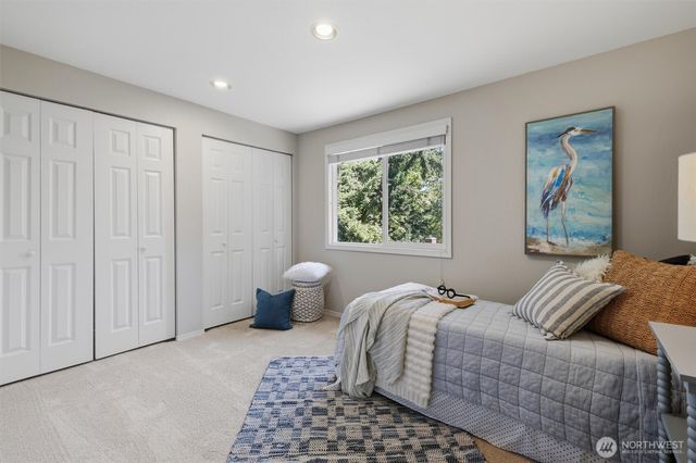 2209 W Lake Sammamish Parkway NE, Redmond, WA 98052