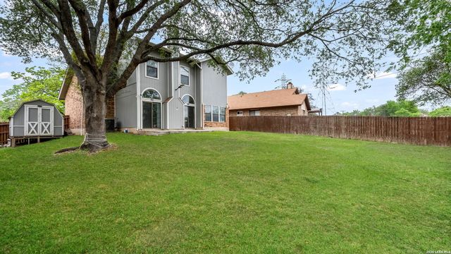 9806 PEBBLE RIDGE DR, Converse, TX 78109