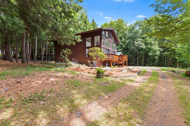 110 Tamarack Road, Thornton, NH 03285