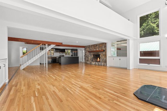 110 Tamarack Road, Thornton, NH 03285