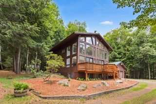 110 Tamarack Road, Thornton, NH 03285