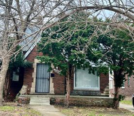 20008 Spencer Street, Detroit, MI 48234