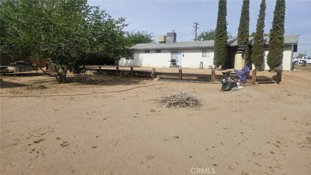 10671 Pinon, Hesperia, CA 92345