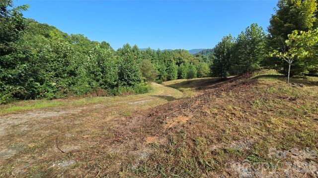 50 Gregory Hill Road, Fairview, NC 28730