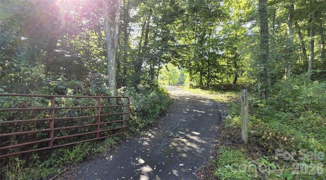 50 Gregory Hill Road, Fairview, NC 28730