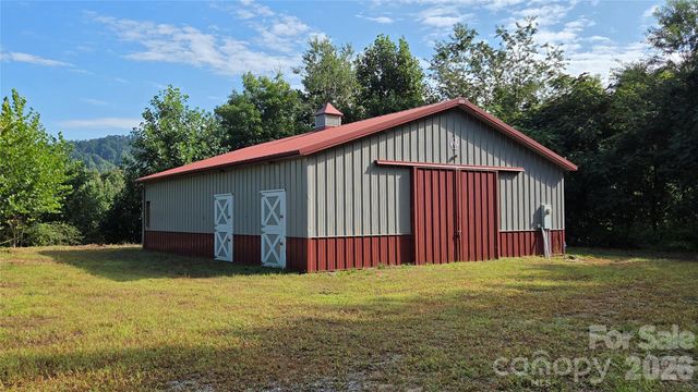 50 Gregory Hill Road, Fairview, NC 28730