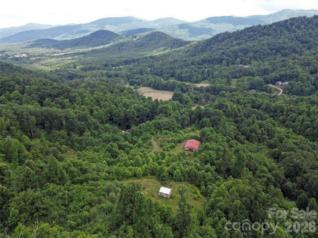 50 Gregory Hill Road, Fairview, NC 28730