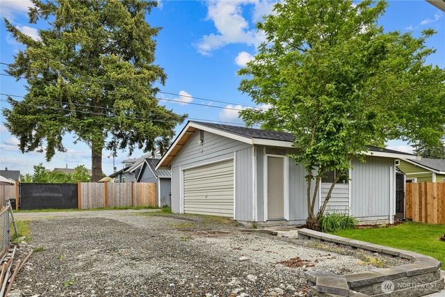 6315 Yakima Avenue, Tacoma, WA 98408