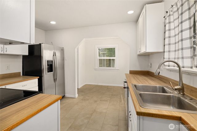 6315 Yakima Avenue, Tacoma, WA 98408