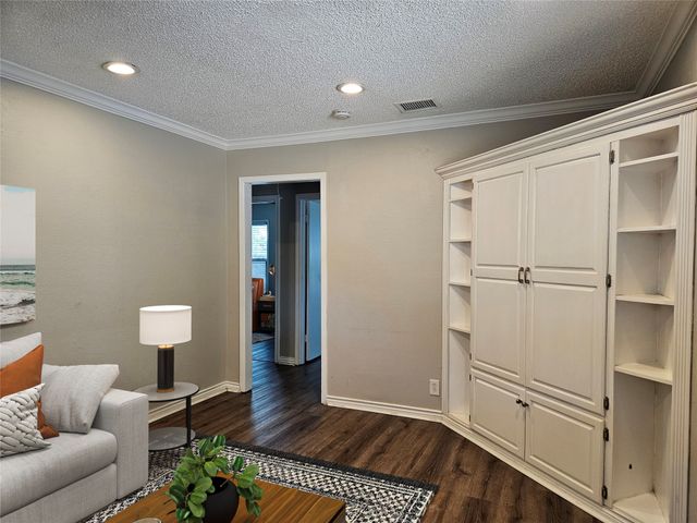 10630 Newcombe Drive, Dallas, TX 75228