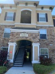 10203 COURTNEY PALMS BOULEVARD 201, Tampa, FL 33619