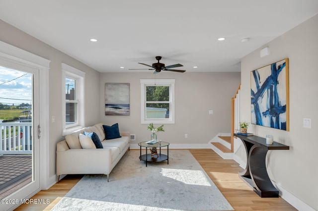 40 Roland Street, Keansburg, NJ 07734