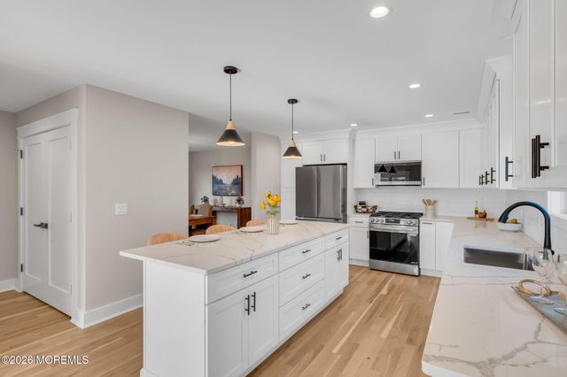 40 Roland Street, Keansburg, NJ 07734