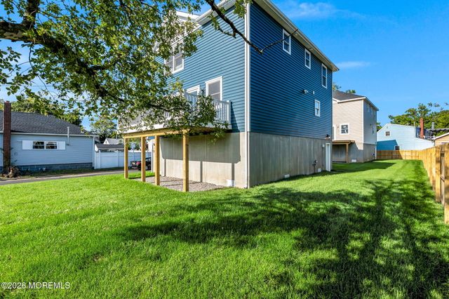 40 Roland Street, Keansburg, NJ 07734