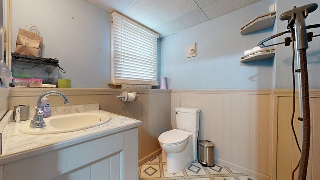 50 Cross St, Lakeville, MA 02347