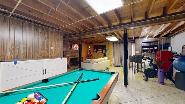 50 Cross St, Lakeville, MA 02347