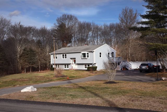 50 Cross St, Lakeville, MA 02347