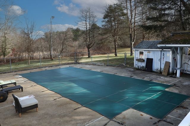 50 Cross St, Lakeville, MA 02347