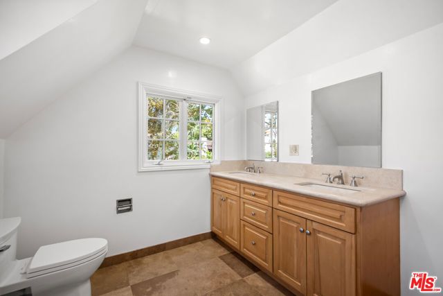 4339 Mariota Avenue, Toluca Lake (los Angeles), CA 91602