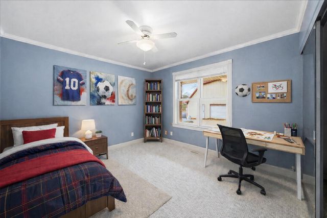 467 N 211 E, Valparaiso, IN 46383