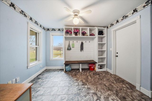 467 N 211 E, Valparaiso, IN 46383