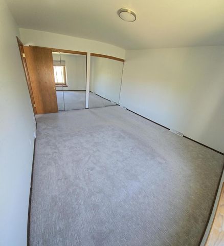 4077 College AVENUE, Franklin, WI 53132