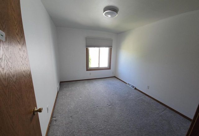 4077 College AVENUE, Franklin, WI 53132