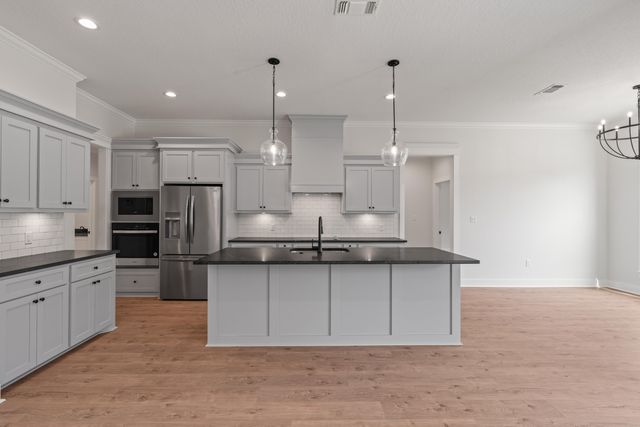 36 Sapphire Dr., Purvis, MS 39475