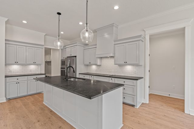 36 Sapphire Dr., Purvis, MS 39475