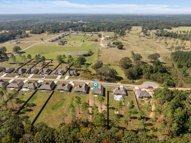 36 Sapphire Dr., Purvis, MS 39475