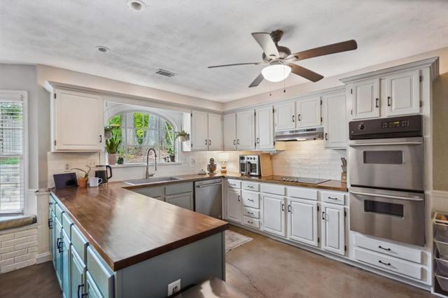 1372 Crooked Tree Court SW, Lilburn, GA 30047