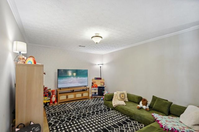 1372 Crooked Tree Court SW, Lilburn, GA 30047