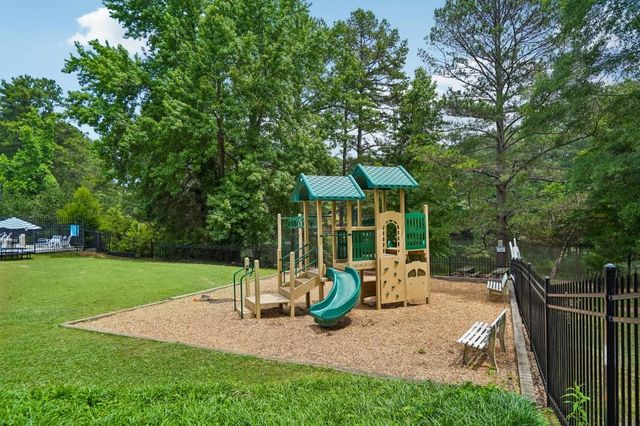 1372 Crooked Tree Court SW, Lilburn, GA 30047