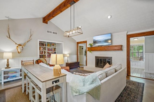 1372 Crooked Tree Court SW, Lilburn, GA 30047