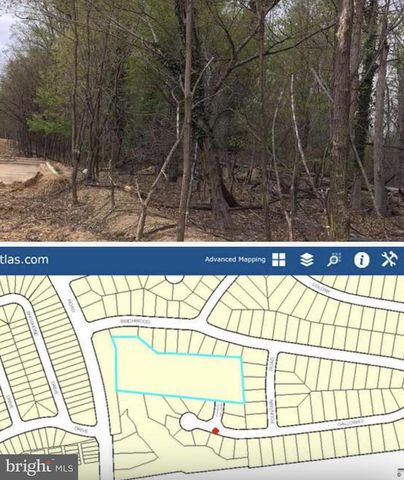 LIVINGSTON RD, Oxon Hill, MD 20745