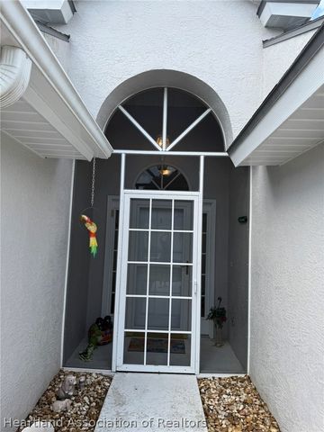 2052 Ashley Oaks Circle, Sebring, FL 33870