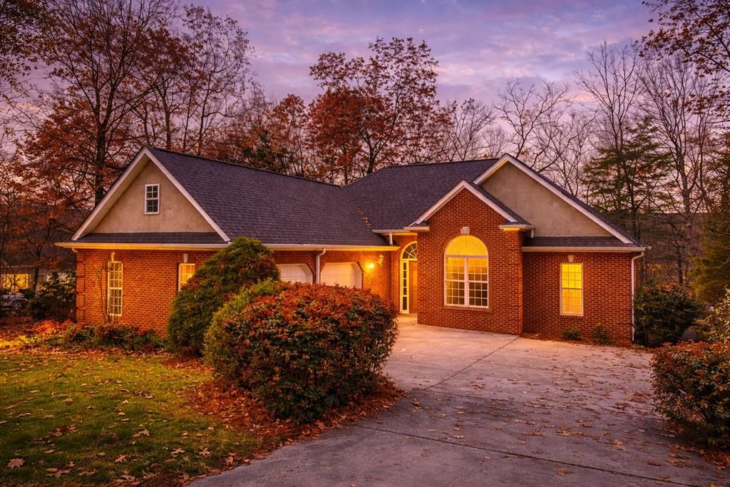 82 Thornwood Court, Ellijay, GA 30540
